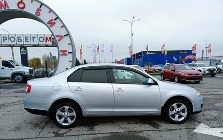 Volkswagen Jetta VII, 2010 год, 500 000 рублей, 8 фотография