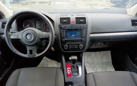 Volkswagen Jetta VII, 2010 год, 500 000 рублей, 14 фотография