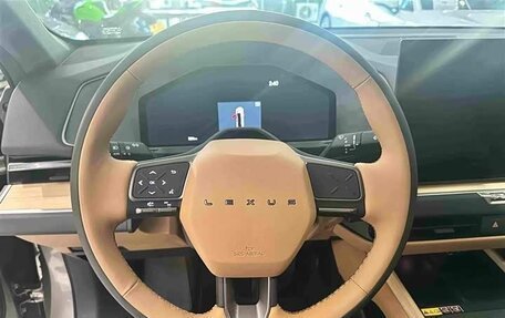 Lexus ES, 2026 год, 6 530 000 рублей, 8 фотография