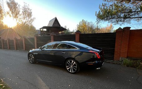 Jaguar XJ IV (X351), 2010 год, 1 777 000 рублей, 2 фотография