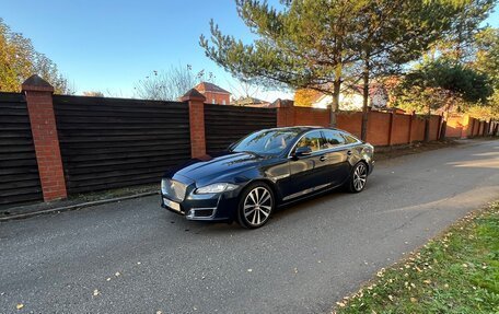 Jaguar XJ IV (X351), 2010 год, 1 777 000 рублей, 9 фотография