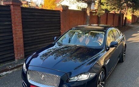 Jaguar XJ IV (X351), 2010 год, 1 777 000 рублей, 7 фотография