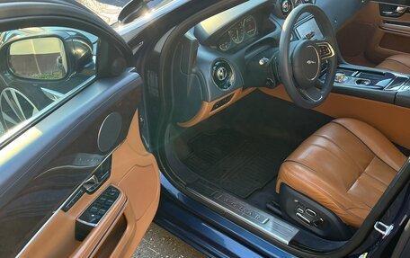 Jaguar XJ IV (X351), 2010 год, 1 777 000 рублей, 20 фотография