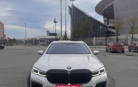 BMW 7 серия, 2019 год, 5 100 000 рублей, 2 фотография