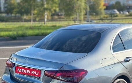 Mercedes-Benz E-Класс, 2022 год, 5 000 000 рублей, 6 фотография