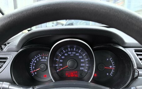 KIA Rio III рестайлинг, 2013 год, 750 000 рублей, 18 фотография