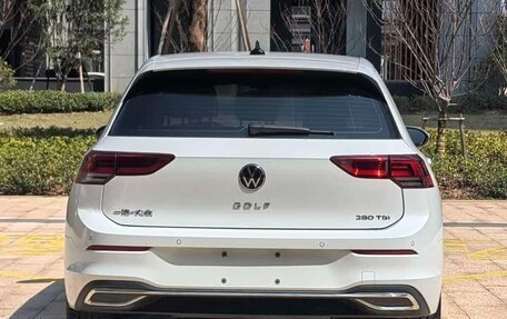 Volkswagen Golf VIII, 2023 год, 2 020 000 рублей, 4 фотография