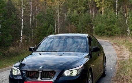 BMW 5 серия, 2005 год, 890 000 рублей, 2 фотография