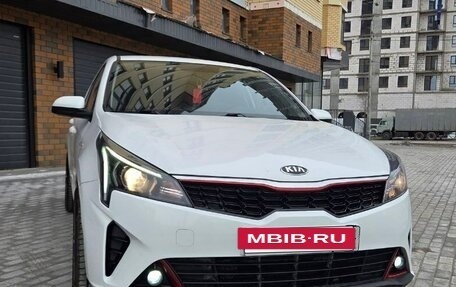 KIA Rio IV, 2022 год, 1 680 000 рублей, 8 фотография