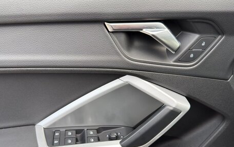Audi Q3, 2023 год, 3 180 001 рублей, 5 фотография