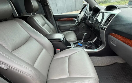 Toyota Land Cruiser Prado 120, 2006 год, 2 100 000 рублей, 5 фотография