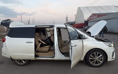 KIA Carnival III, 2020 год, 3 200 000 рублей, 3 фотография