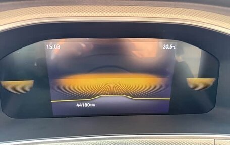 Volkswagen T-Roc I, 2023 год, 2 103 000 рублей, 7 фотография