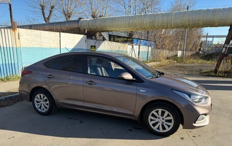 Hyundai Solaris II рестайлинг, 2019 год, 1 570 000 рублей, 2 фотография