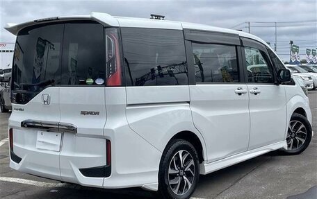 Honda Stepwgn IV рестайлинг, 2022 год, 1 835 000 рублей, 4 фотография