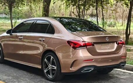 Mercedes-Benz A-Класс, 2020 год, 1 725 000 рублей, 3 фотография
