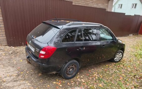 Skoda Fabia II, 2011 год, 350 000 рублей, 2 фотография