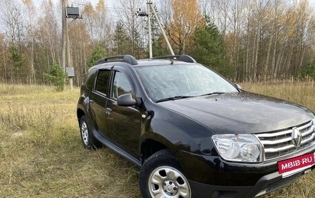 Renault Duster I рестайлинг, 2014 год, 930 000 рублей, 2 фотография