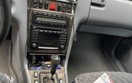 Mercedes-Benz E-Класс, 2000 год, 500 000 рублей, 7 фотография