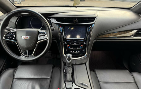 Cadillac ELR I, 2016 год, 2 990 000 рублей, 9 фотография