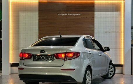 KIA Rio III рестайлинг, 2016 год, 990 000 рублей, 4 фотография