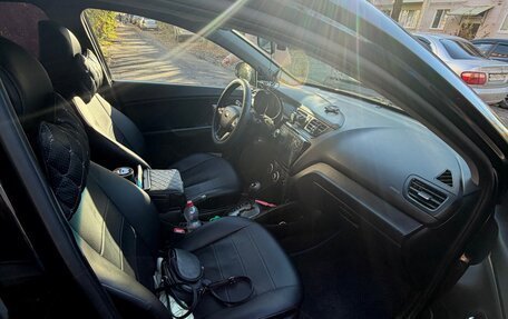 KIA Rio III рестайлинг, 2013 год, 1 000 000 рублей, 4 фотография
