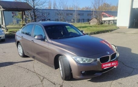 BMW 3 серия, 2014 год, 1 390 000 рублей, 3 фотография