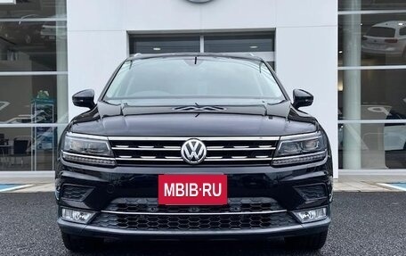 Volkswagen Tiguan II, 2021 год, 1 700 000 рублей, 3 фотография