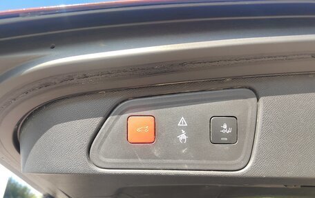 Peugeot 3008 II, 2018 год, 1 575 000 рублей, 12 фотография