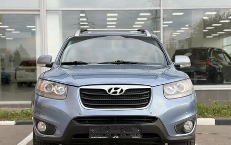 Hyundai Santa Fe III рестайлинг, 2010 год, 950 000 рублей, 2 фотография