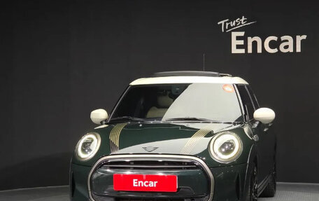 MINI Hatch, 2023 год, 2 100 000 рублей, 2 фотография