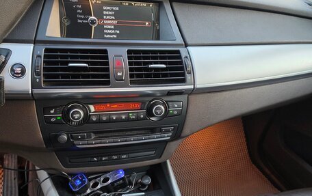 BMW X5, 2010 год, 2 050 000 рублей, 15 фотография