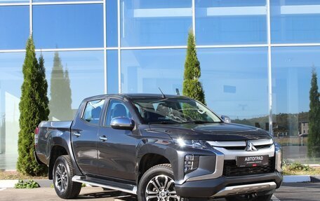 Mitsubishi L200 IV рестайлинг, 2021 год, 3 590 000 рублей, 3 фотография