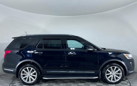 Ford Explorer V рестайлинг, 2018 год, 2 250 000 рублей, 4 фотография