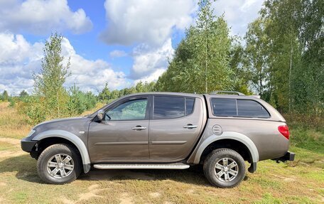 Mitsubishi L200 IV рестайлинг, 2012 год, 1 650 000 рублей, 3 фотография