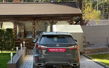 Lexus RX IV рестайлинг, 2017 год, 4 200 000 рублей, 5 фотография