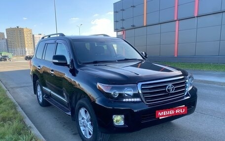 Toyota Land Cruiser 200, 2012 год, 3 700 000 рублей, 2 фотография
