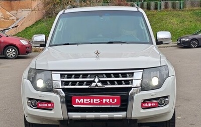 Mitsubishi Pajero IV рестайлинг 2, 2020 год, 3 400 000 рублей, 1 фотография