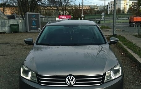 Volkswagen Passat B7, 2012 год, 850 000 рублей, 1 фотография