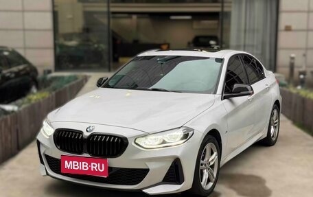BMW 1 серия, 2022 год, 1 955 000 рублей, 1 фотография
