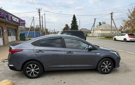 Hyundai Solaris II рестайлинг, 2021 год, 1 290 000 рублей, 6 фотография