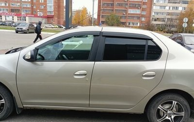 Renault Logan II, 2015 год, 700 000 рублей, 1 фотография