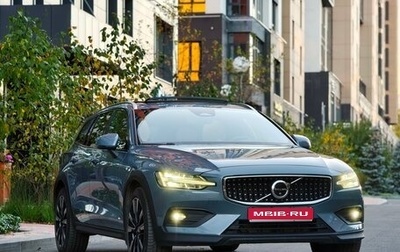 Volvo V60 Cross Country II, 2022 год, 5 600 000 рублей, 1 фотография