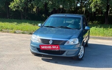 Renault Logan I, 2013 год, 530 000 рублей, 2 фотография