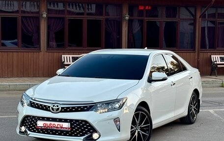 Toyota Camry, 2015 год, 1 800 000 рублей, 1 фотография