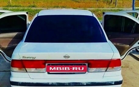 Nissan Sunny B15, 1999 год, 210 000 рублей, 2 фотография