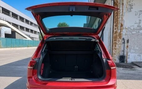 Volkswagen Tiguan II, 2022 год, 2 262 000 рублей, 5 фотография