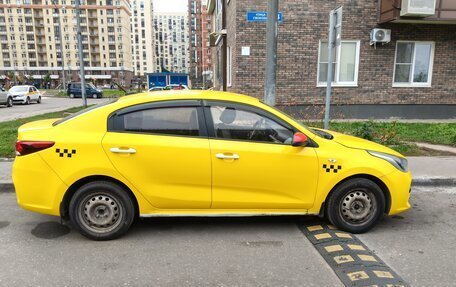 KIA Rio IV, 2018 год, 550 000 рублей, 2 фотография