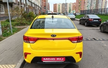KIA Rio IV, 2018 год, 550 000 рублей, 3 фотография