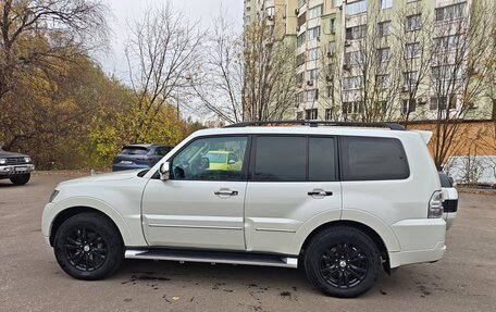 Mitsubishi Pajero IV рестайлинг 2, 2020 год, 3 400 000 рублей, 6 фотография